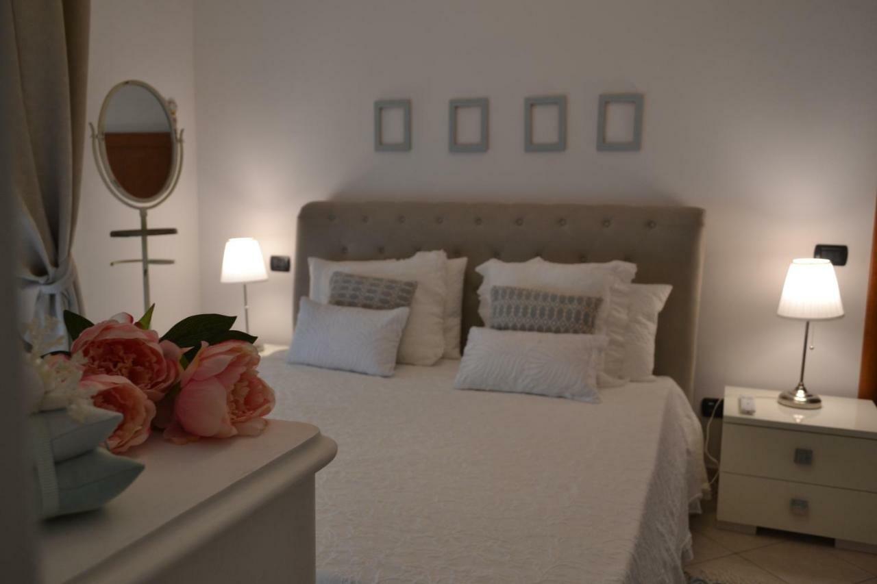 Airport & Fair Suite Apartments Fiumicino Eksteriør billede