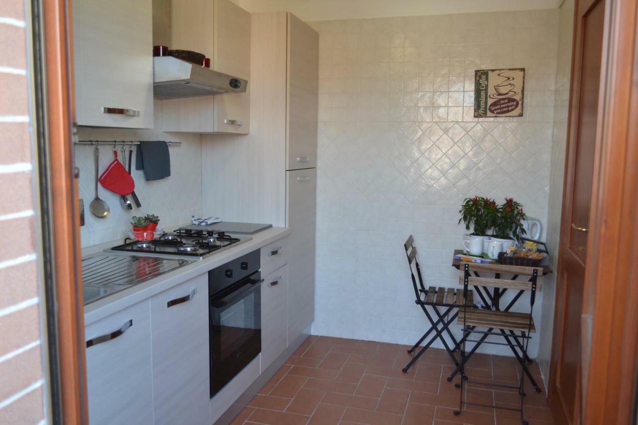 Airport & Fair Suite Apartments Fiumicino Eksteriør billede