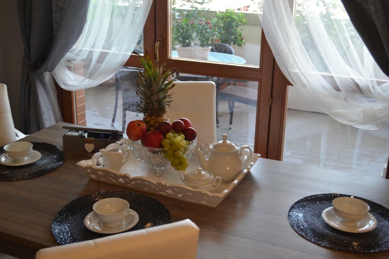 Airport & Fair Suite Apartments Fiumicino Eksteriør billede