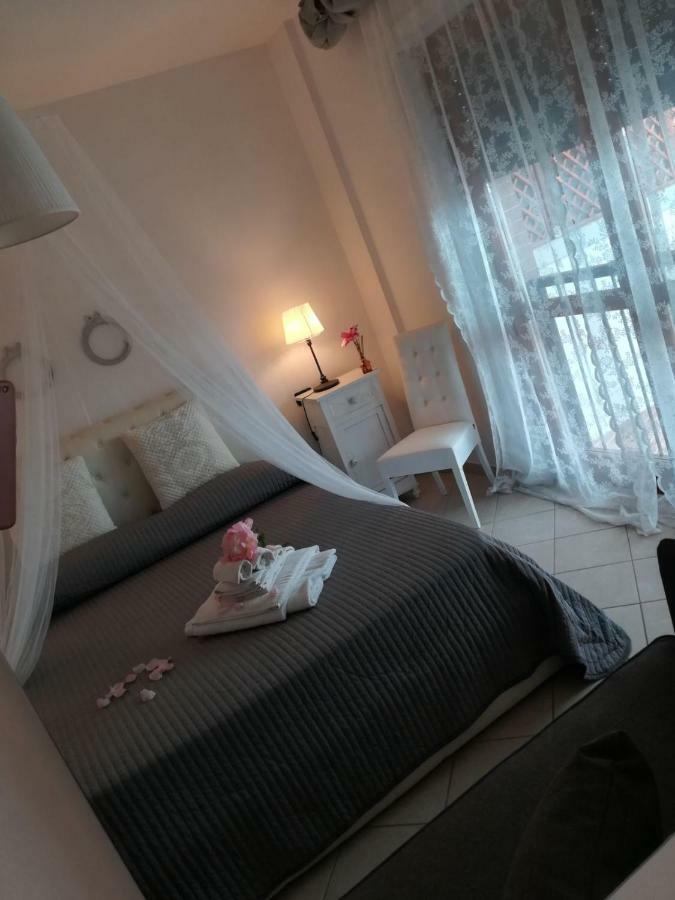 Airport & Fair Suite Apartments Fiumicino Eksteriør billede