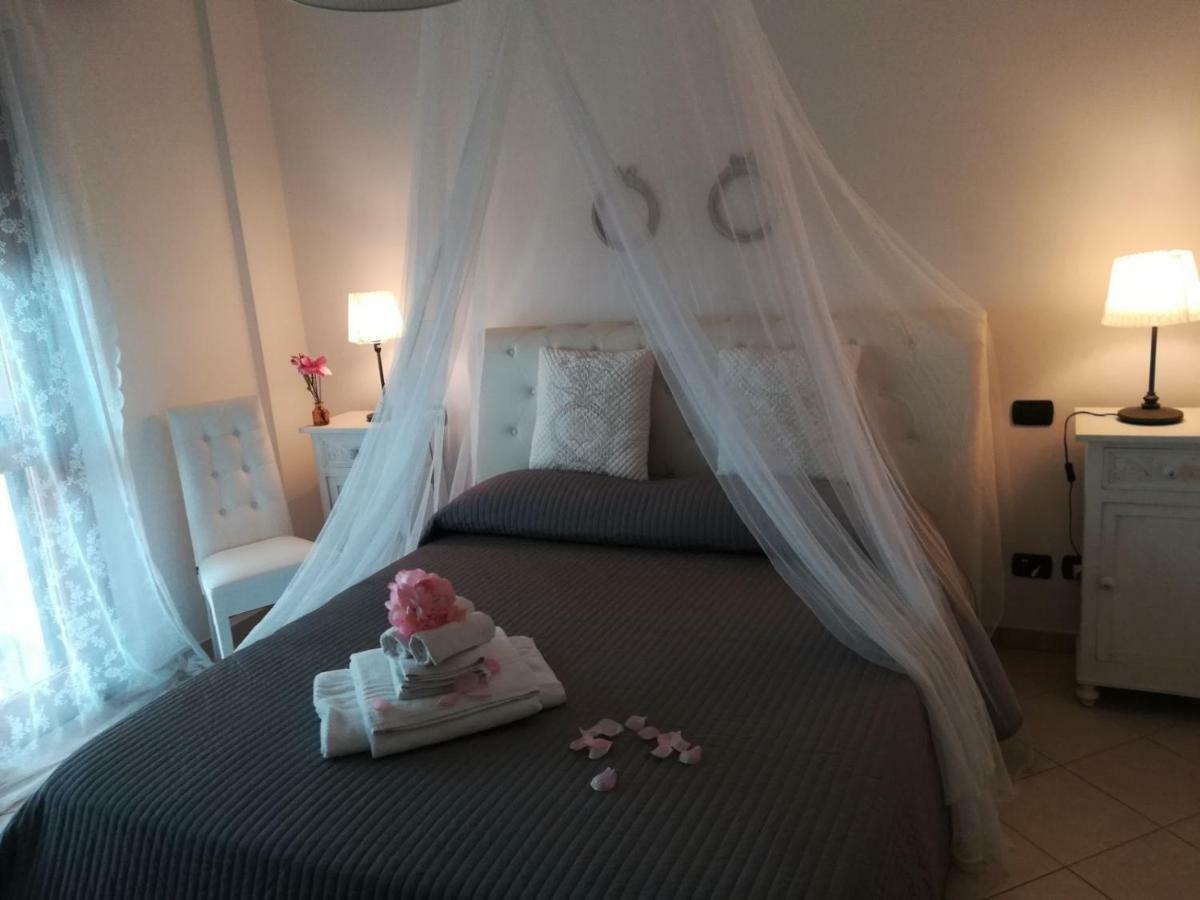 Airport & Fair Suite Apartments Fiumicino Eksteriør billede